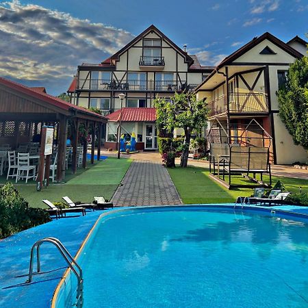Hotel Polaris Krynica Morska Esterno foto