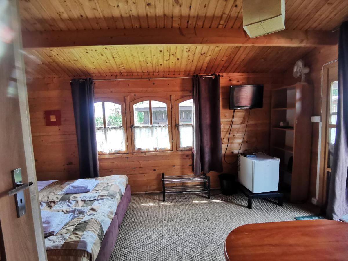 Hotel Polaris Krynica Morska Esterno foto