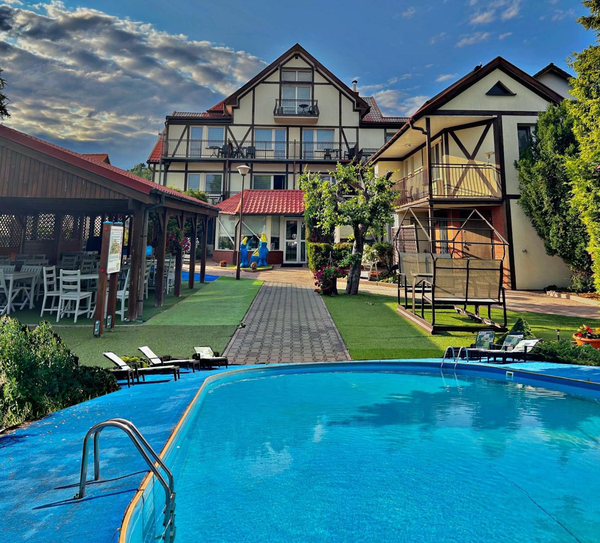 Hotel Polaris Krynica Morska Esterno foto